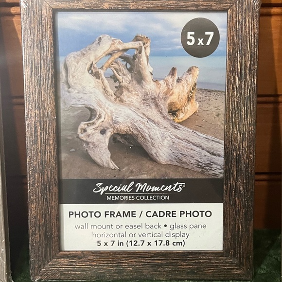New  -  ( 4 ) 5 x 7 Frames - Wood Look - Hard Plastic Finish - 4 Colors - Picture 4 of 7
